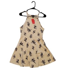 NWT FOREVER 21 dress